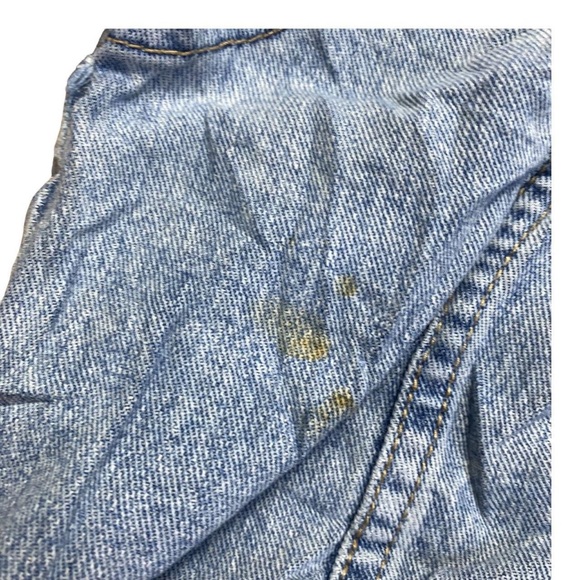 Blue ripped Denim Jacket 
Forever 21

Size Medium - Picture 4 of 4